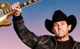 Lee Kernaghan has his Facebook fans involved in his music career. Lee Kernaghan has his Facebook fans involved in his music career.